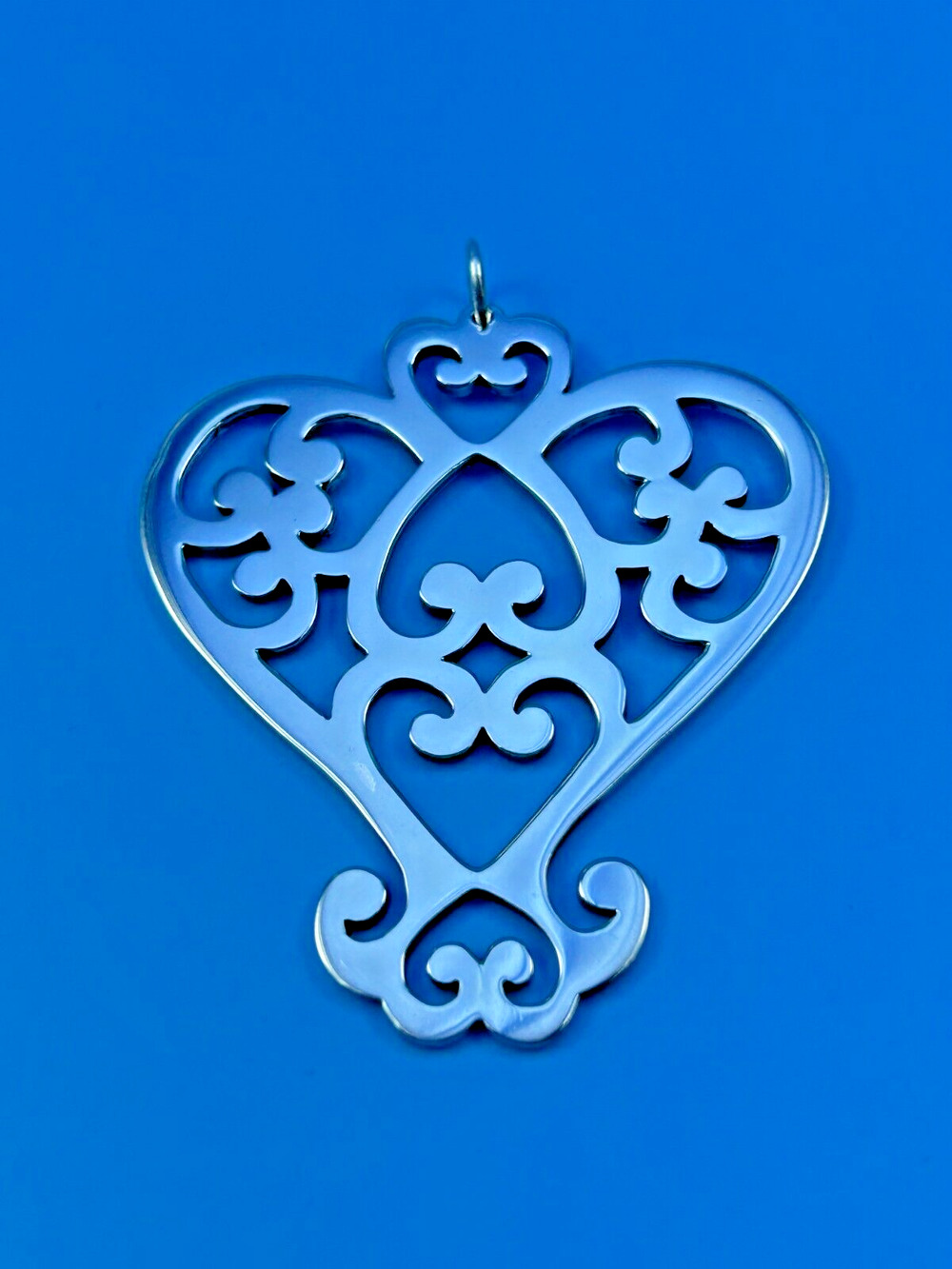 RARE James Avery Retired 925 Sterling Silver Open Scroll Lace Heart Pendant HTF